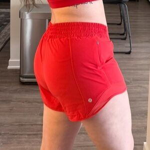Lululemon Hottie Hot High-Rise 4” shorts